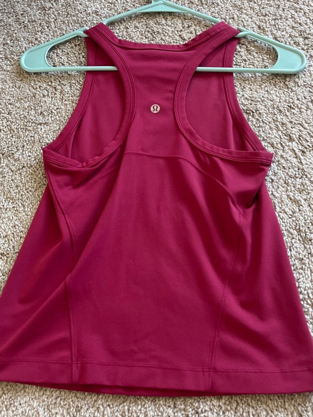 Lululemon waist length top size 6